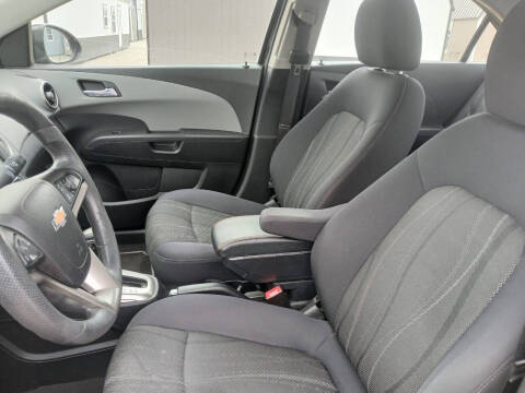2014 Chevrolet Sonic LT Auto
