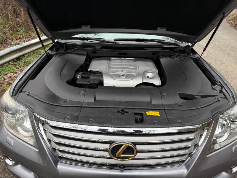 2009 Lexus LX 570