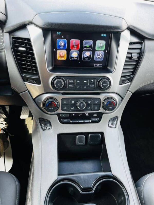 2017 Chevrolet Suburban LT