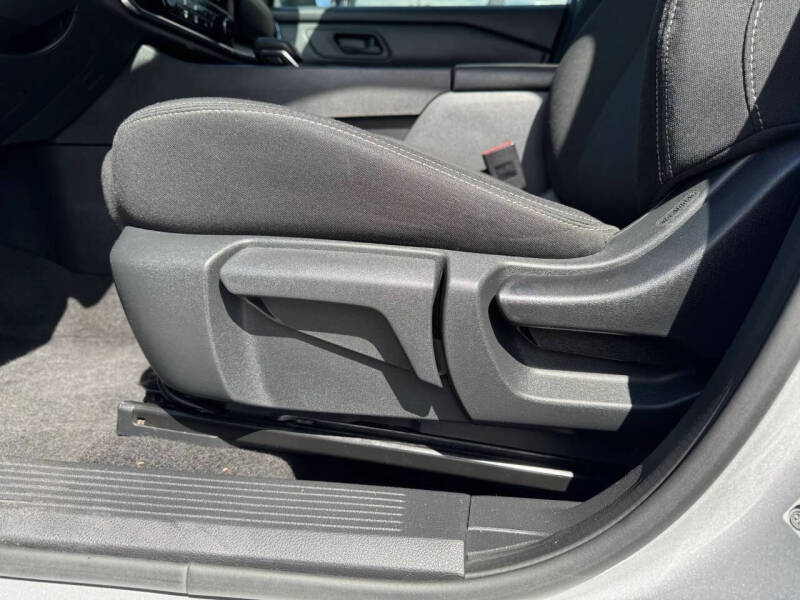 2024 Nissan Rogue S