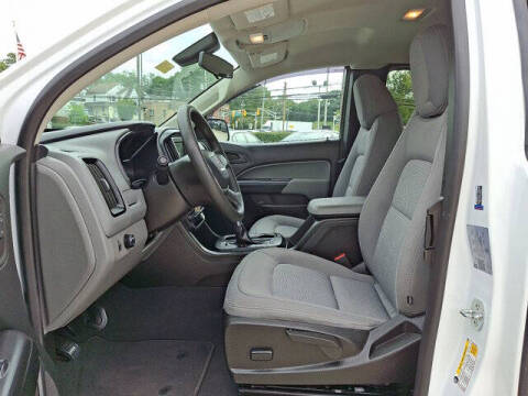 2022 GMC Canyon Elevation Standard