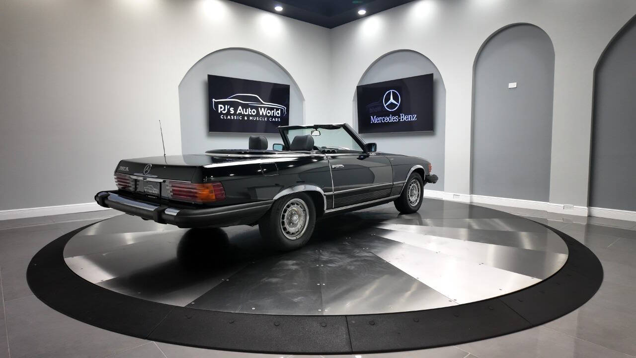 1982 Mercedes-Benz 380-Class 6