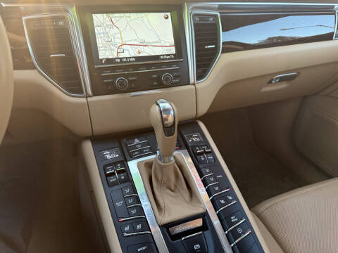 2015 Porsche Macan S