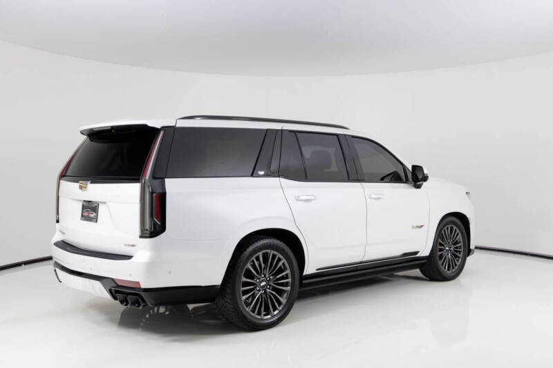 2023 Cadillac Escalade-V