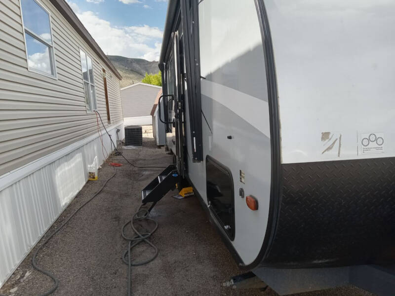 2022 Forest River Wildwood FSX