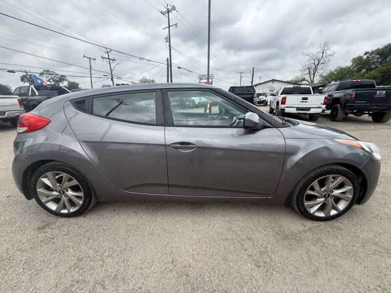 2017 Hyundai Veloster