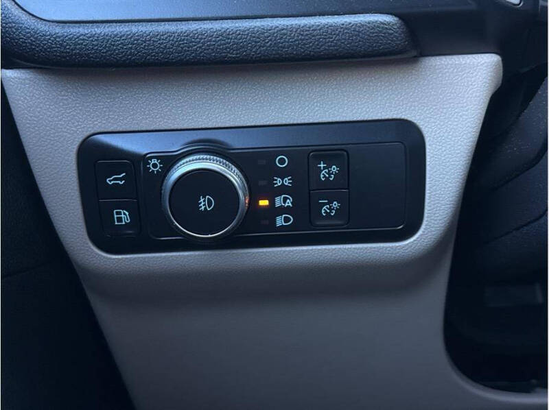 2022 Ford Escape Hybrid SEL