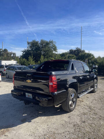 2013 Chevrolet Avalanche LT Black Diamond