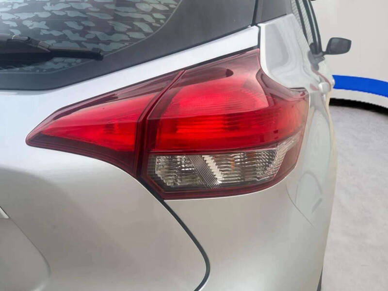 2019 Nissan Kicks SV