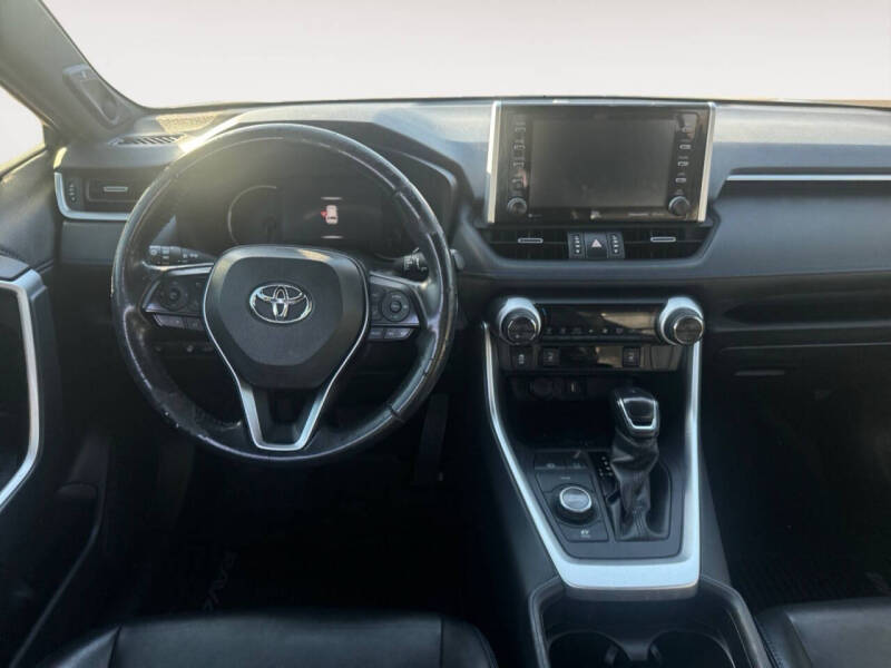 2020 Toyota RAV4 Hybrid XSE