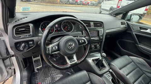 2015 Volkswagen Golf GTI SE