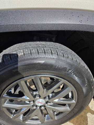 2017 GMC Acadia SLT-1