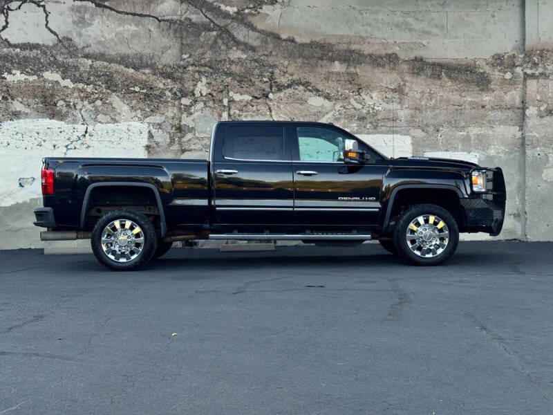 2017 GMC Sierra 2500HD Denali