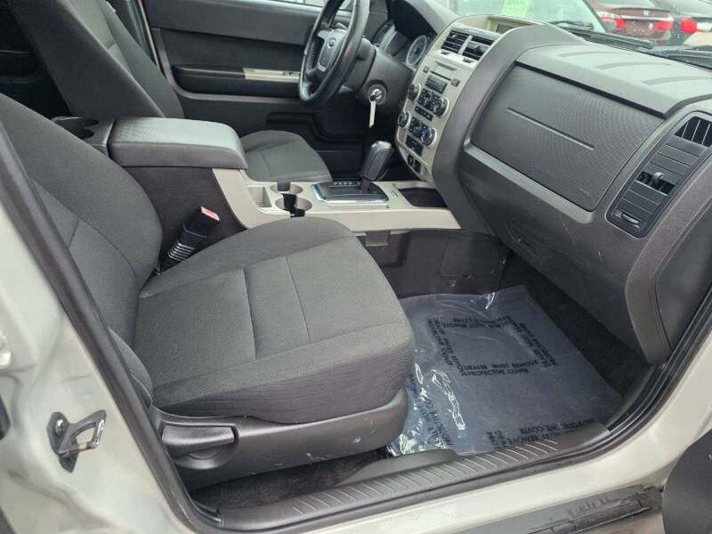 2009 Ford Escape XLT