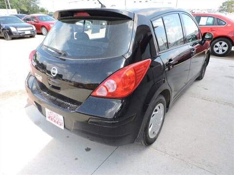 2009 Nissan Versa 1.8 S