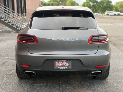 2018 Porsche Macan