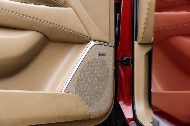 2019 Cadillac Escalade Platinum