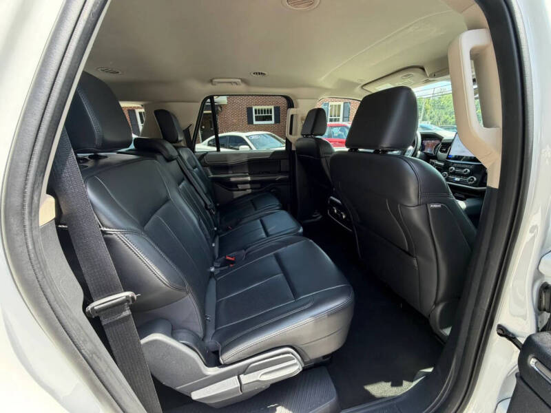 2024 Ford Expedition MAX XLT