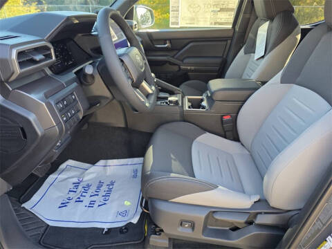 2025 Toyota Tacoma TRD Off-Road HV