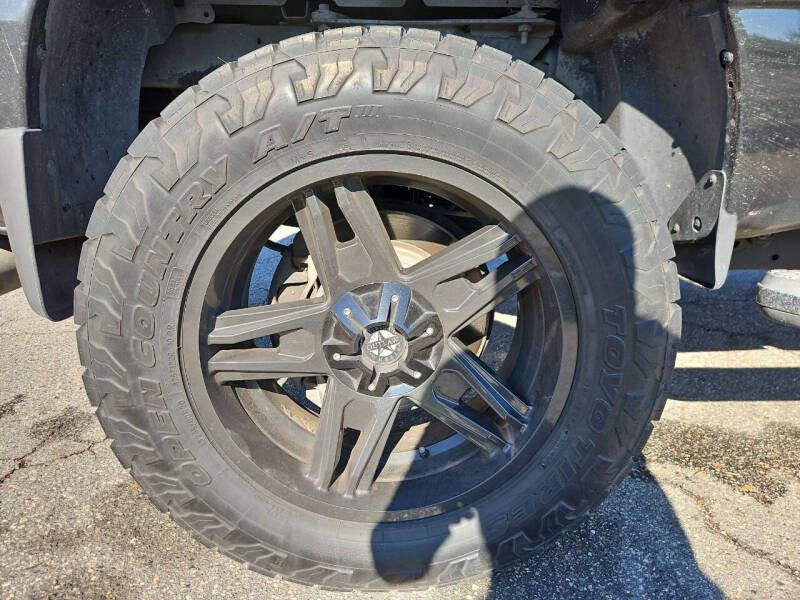 2019 Nissan Titan XD SV