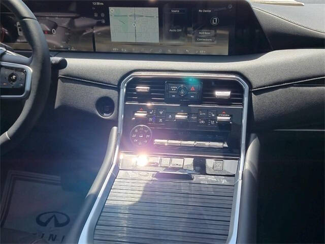 2025 Nissan Armada Platinum