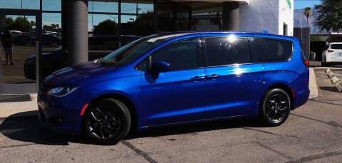 2020 Chrysler Pacifica Touring