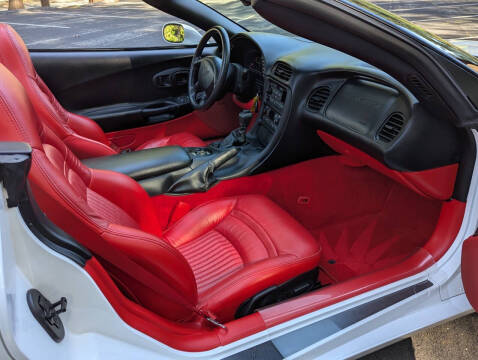 2004 Chevrolet Corvette