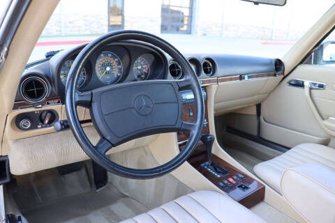 1988 Mercedes-Benz 560-Class 560 SL