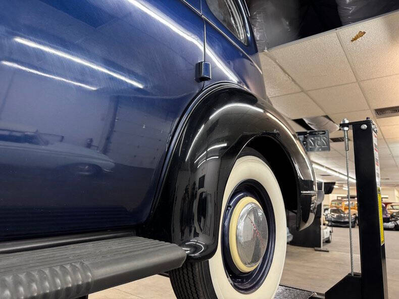 1937 Pontiac Chieftain