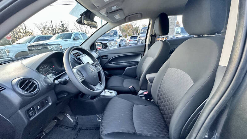 2024 Mitsubishi Mirage ES