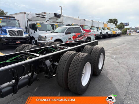 2016 Freightliner M2 106