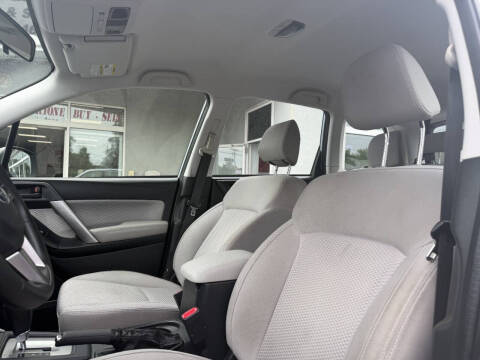2017 Subaru Forester 2.5i