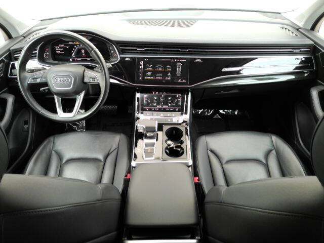 2023 Audi Q7 quattro Premium Plus 45 TFSI