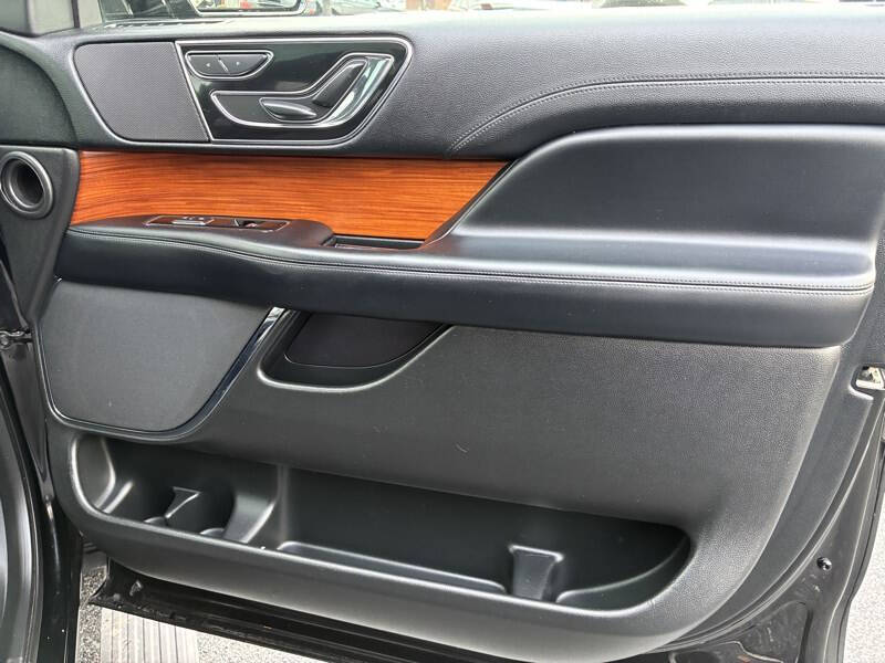 2018 Lincoln Navigator Select