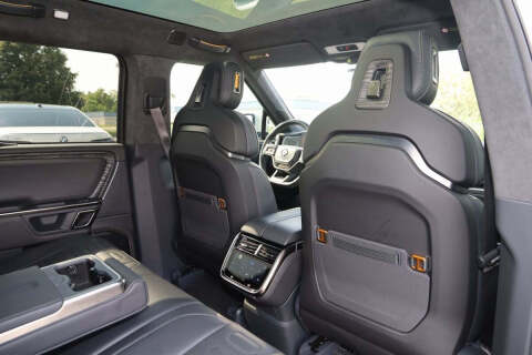 2022 Rivian R1T Adventure