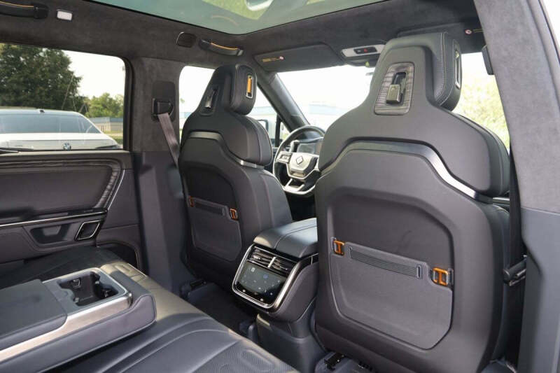 2022 Rivian R1T Adventure