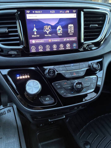 2018 Chrysler Pacifica Touring L Plus