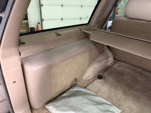 2000 Cadillac Escalade