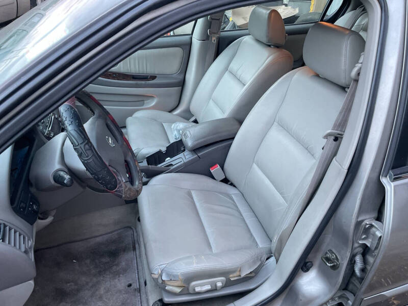 2002 Nissan Maxima GLE