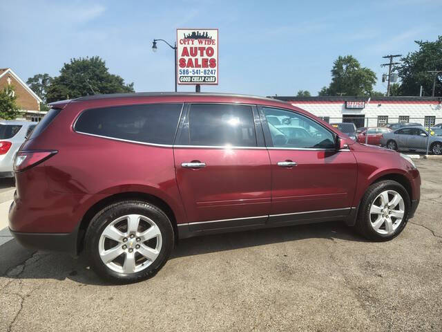 2017 Chevrolet Traverse LT