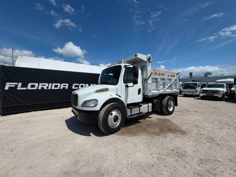 2013 Freightliner M2 106