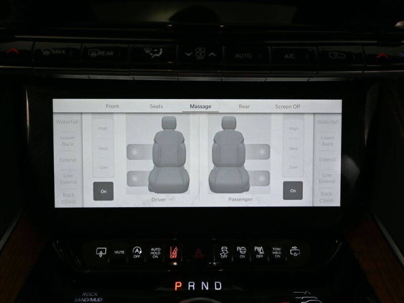 2023 Jeep Grand Wagoneer L Series II