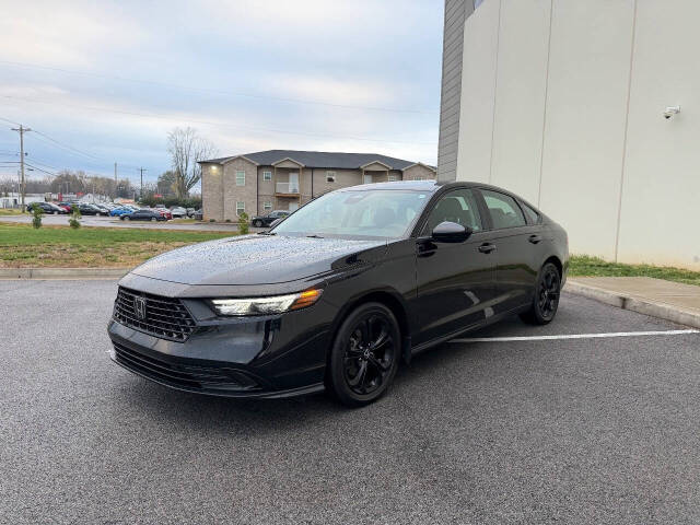 2025 Honda Accord SE's photo