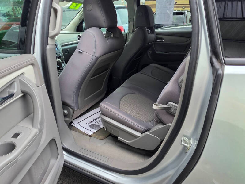 2013 Chevrolet Traverse LS