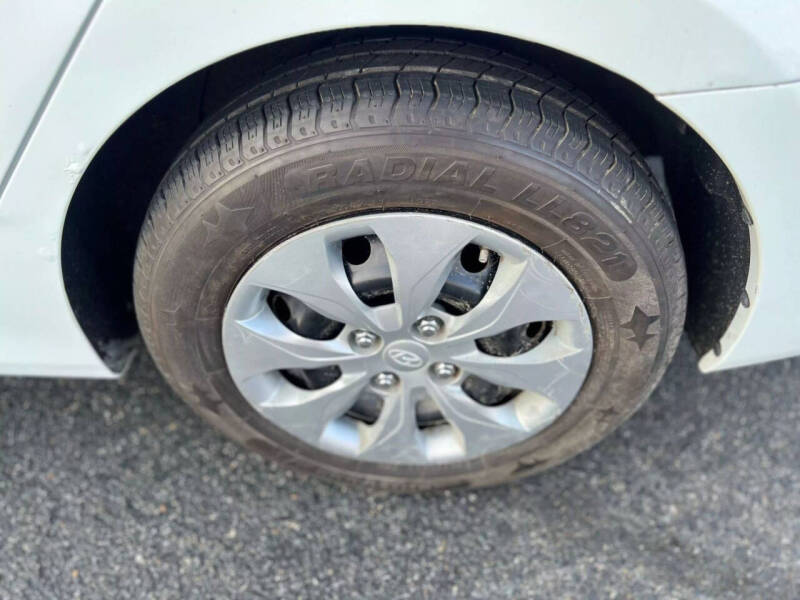 2015 Hyundai Accent GLS