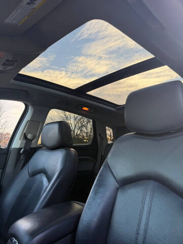 2011 Cadillac SRX Performance Collection