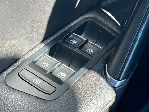 2016 Volkswagen Golf R 4Motion