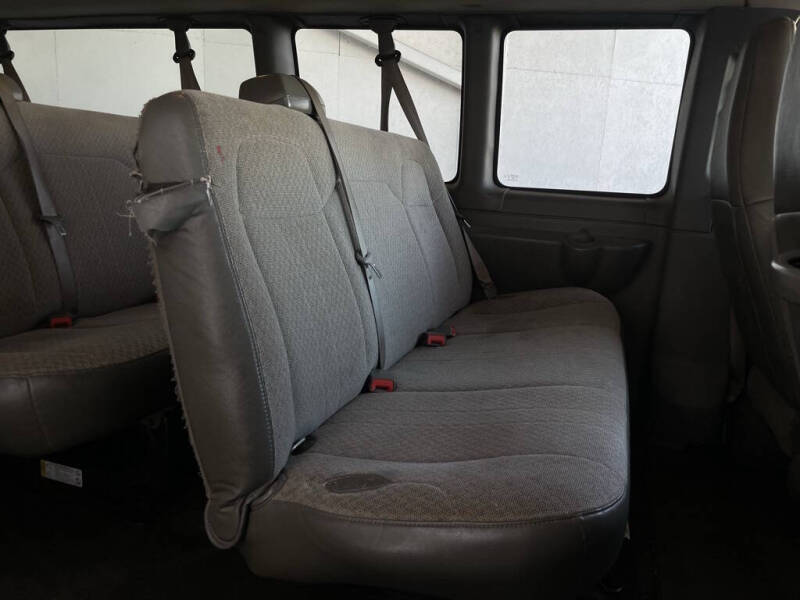 2017 Chevrolet Express LT 3500