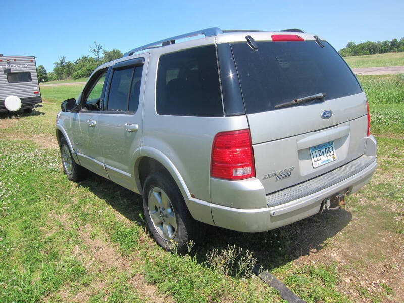 2004 Ford Explorer Limited