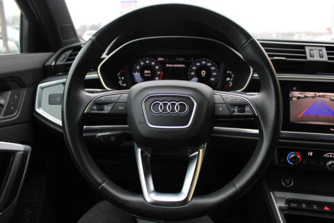 2022 Audi Q3 quattro S line Premium 45 TFSI